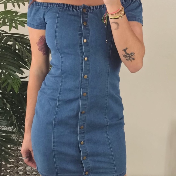 off- shoulder denim mini dress - Picture 2 of 2